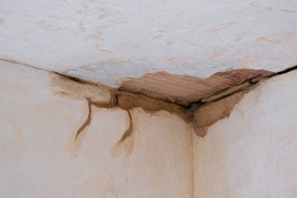 Water damage restoration process in Massillon, OH